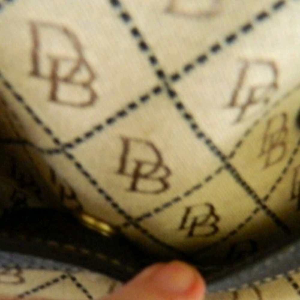 Dooney And Bourke Logo Canvas Shoulder Bag - Picture 8 of 11